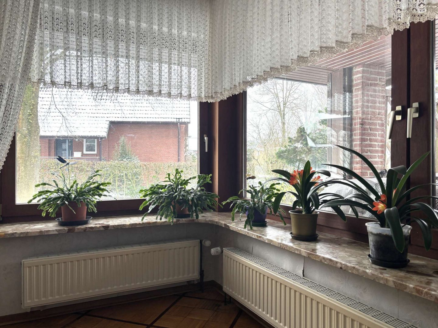 Blick aus dem Wohnbereich