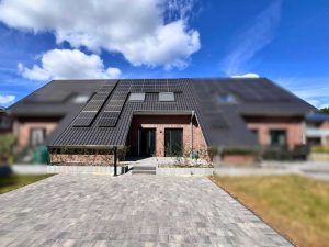 Stellplätze mit E-Ladesäule