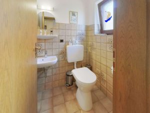 Haus 2 -Gäste-WC