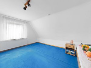 Haus 1 - Kind